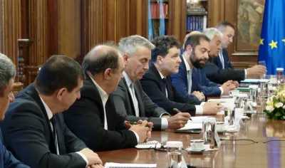 Anastasiu, Bolojan și Nicușor Dan.webp